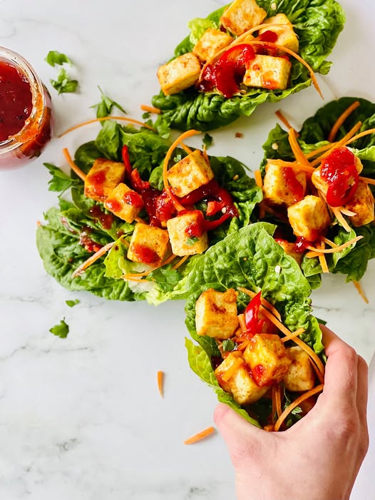 Crispy tofu lettuce wraps recipe